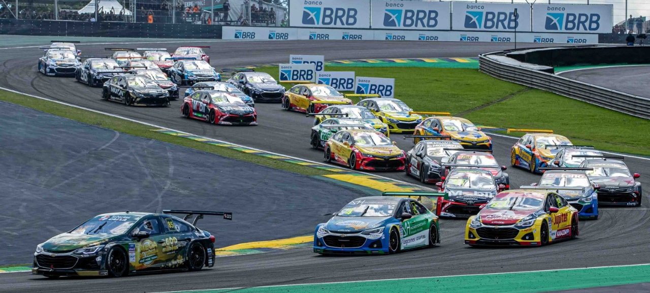 Chevrolet Blazer EV in red